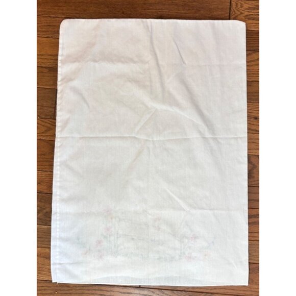 Vintage Embroidered Pillowcase Horse Farmhouse Bench & Floral Design - Picture 3 of 3